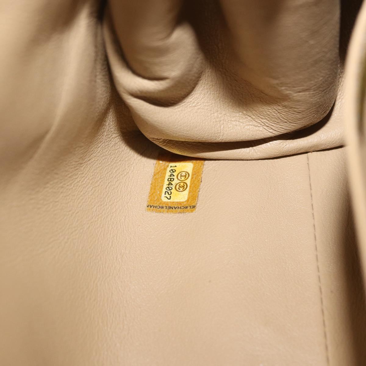 CHANEL Matelasse Chain Shoulder Bag Patent leather Yellow Gold CC Auth 100721