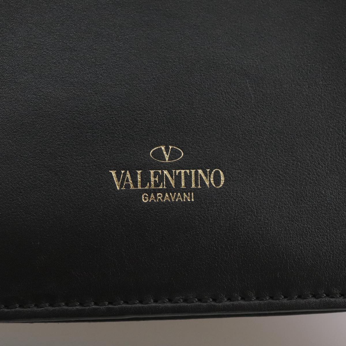 VALENTINO Chain Shoulder Bag Leather Black Gold Auth 100869