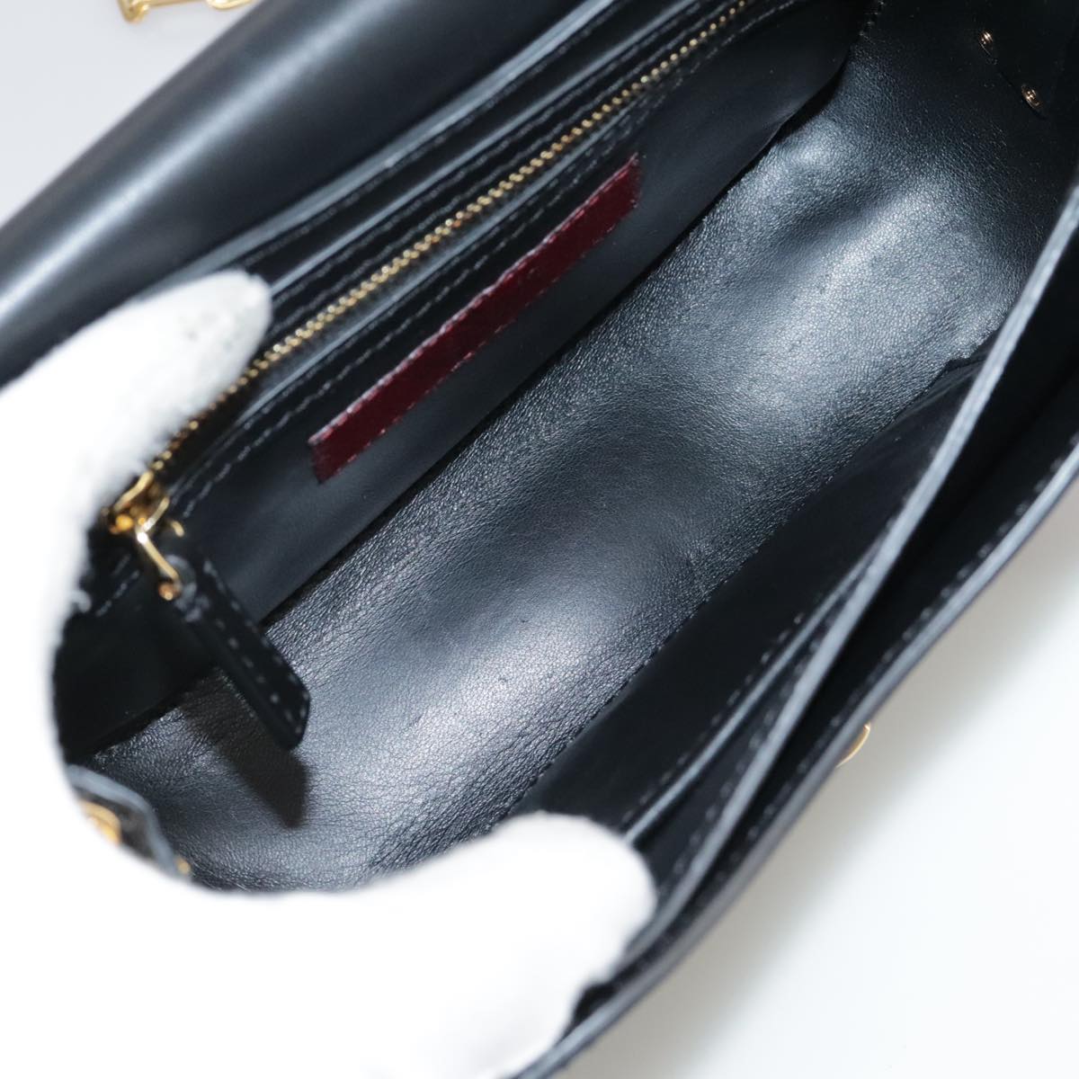 VALENTINO Chain Shoulder Bag Leather Black Gold Auth 100869