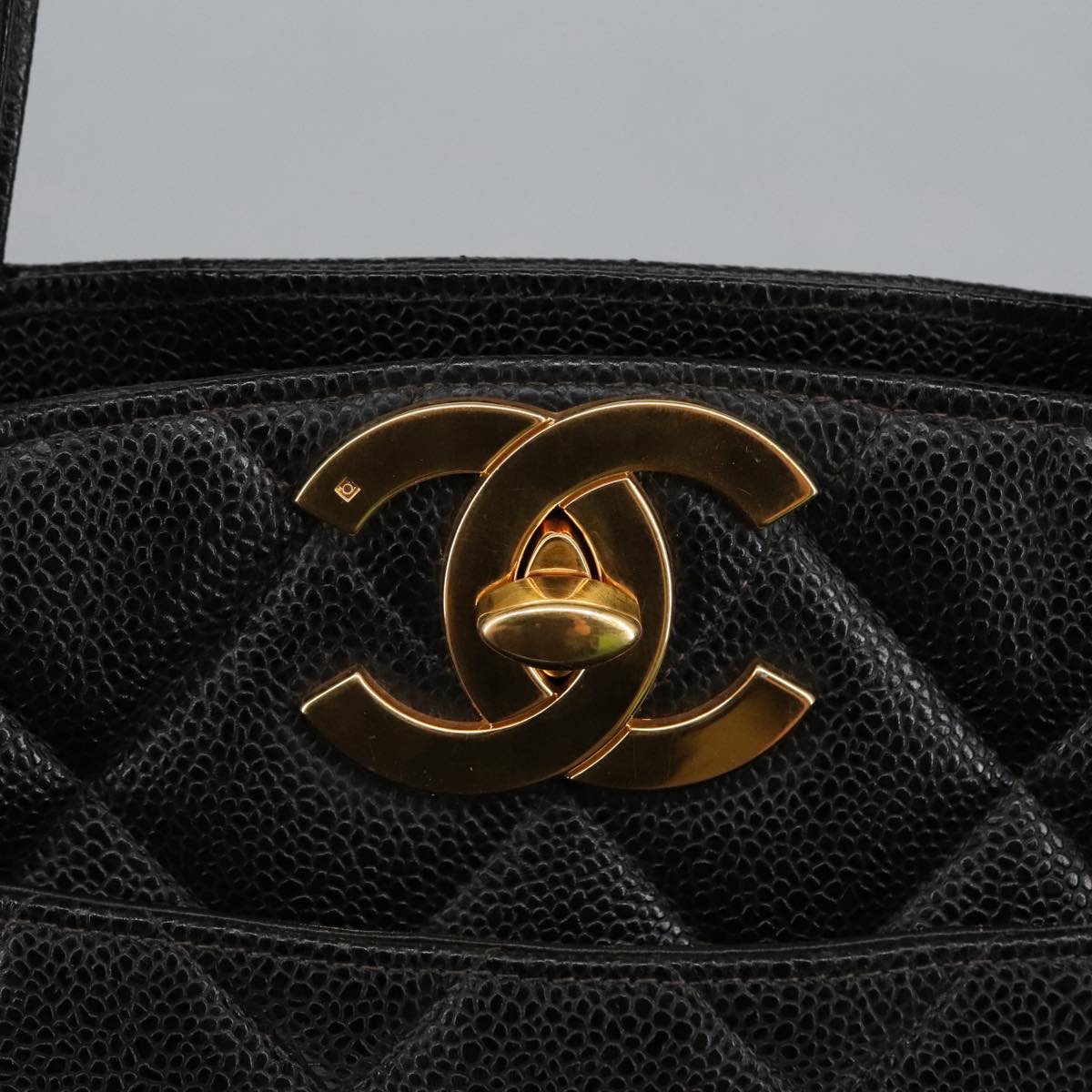 CHANEL Matelasse Hand Bag Caviar Skin Black CC Auth 101307M