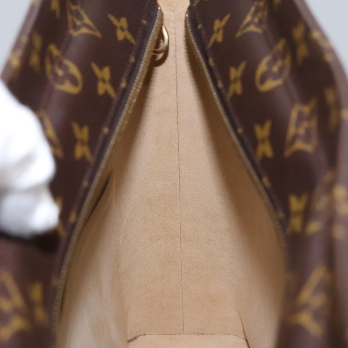 LOUIS VUITTON Monogram Luco Tote Bag M51155 LV Auth 101319SAV