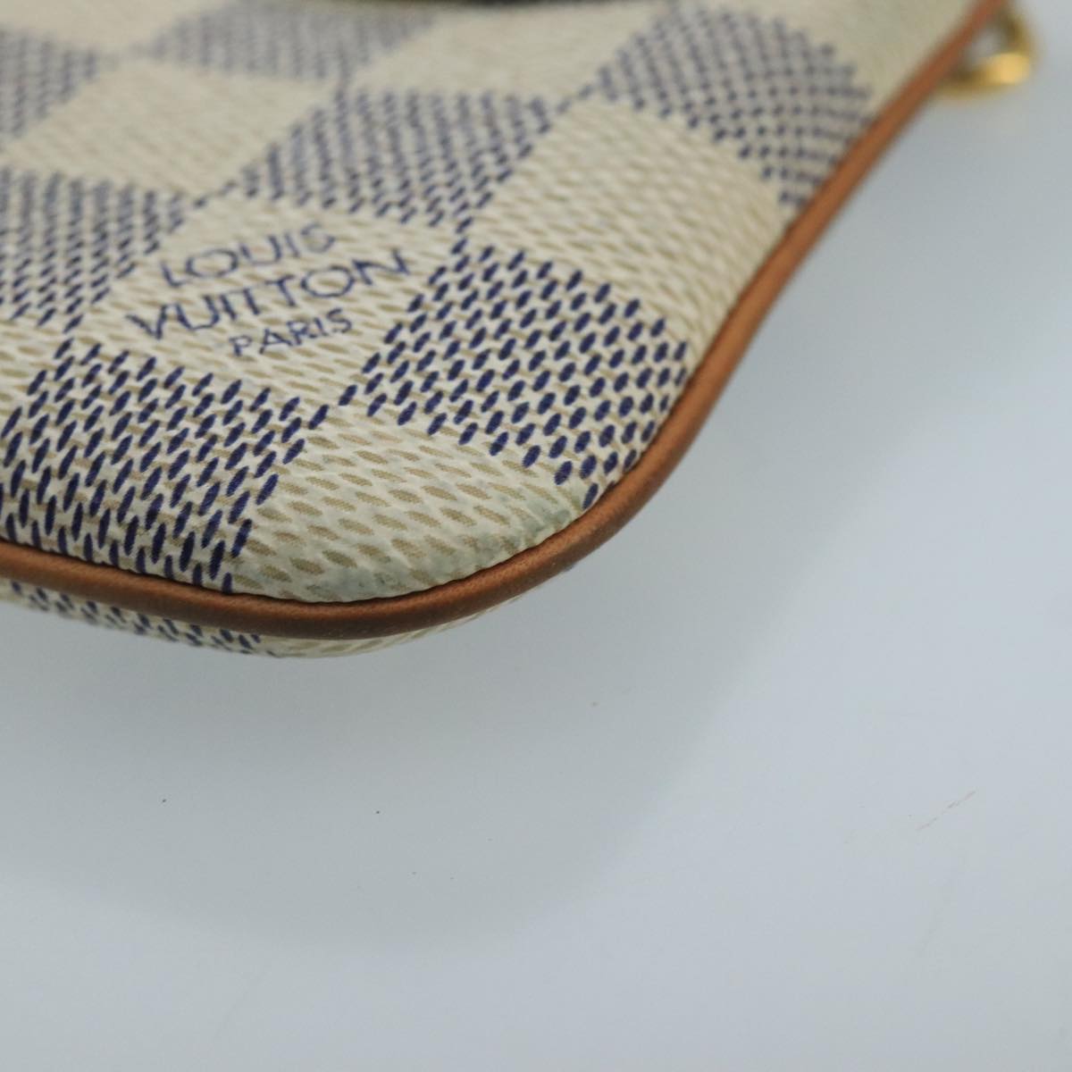 LOUIS VUITTON Damier Azur Etui Telephonne MM Cell Phone Case N60026 Auth 101411V