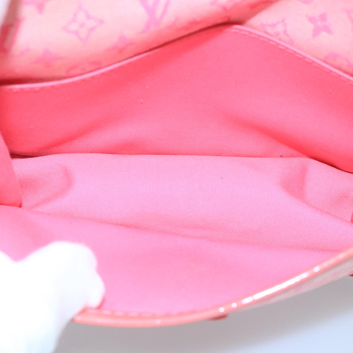 LOUIS VUITTON Monogram Mini Trousse Marie Kate Strawberry M92934 LV Auth 101544V