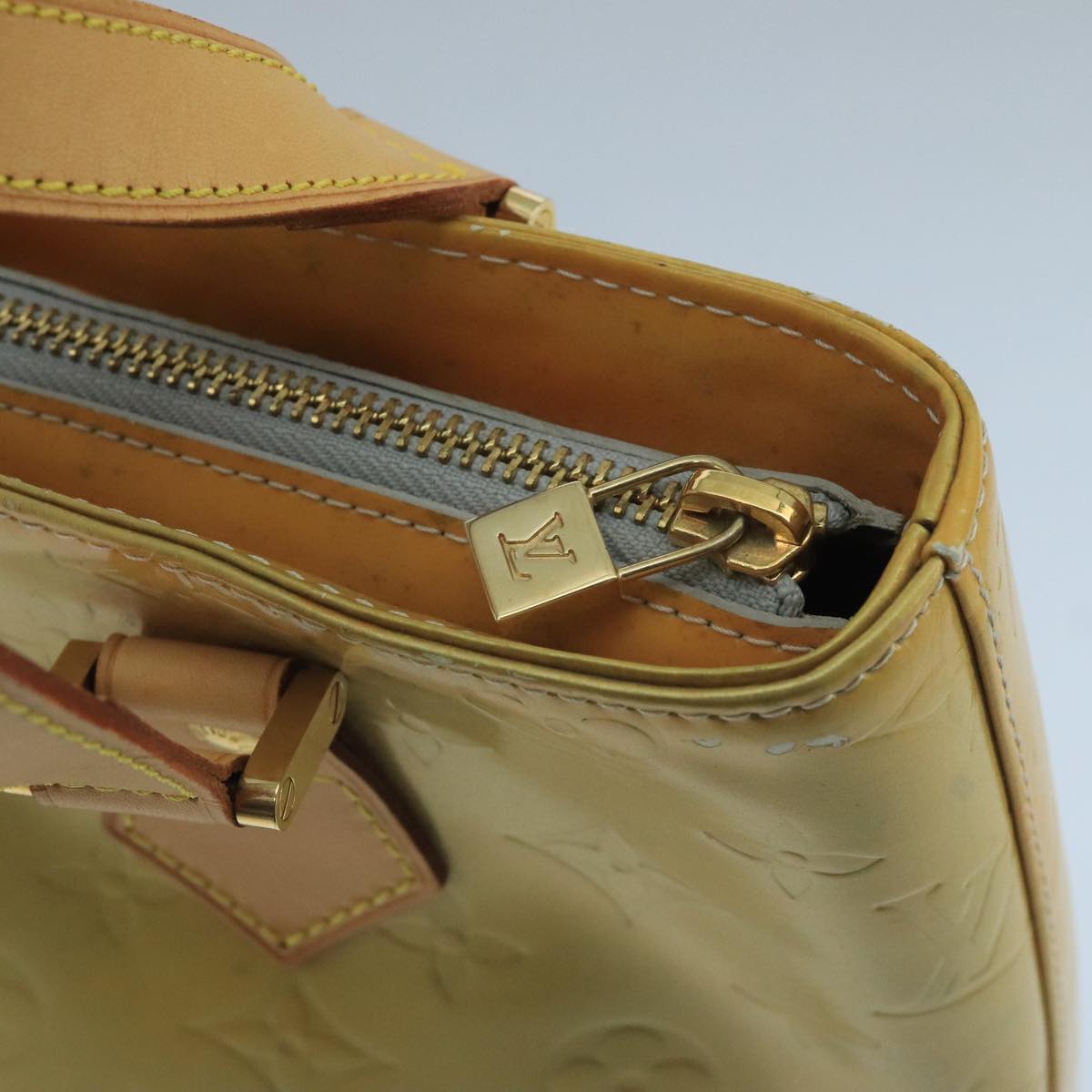 LOUIS VUITTON Monogram Vernis Houston Hand Bag Gris M91053 LV Auth 101664
