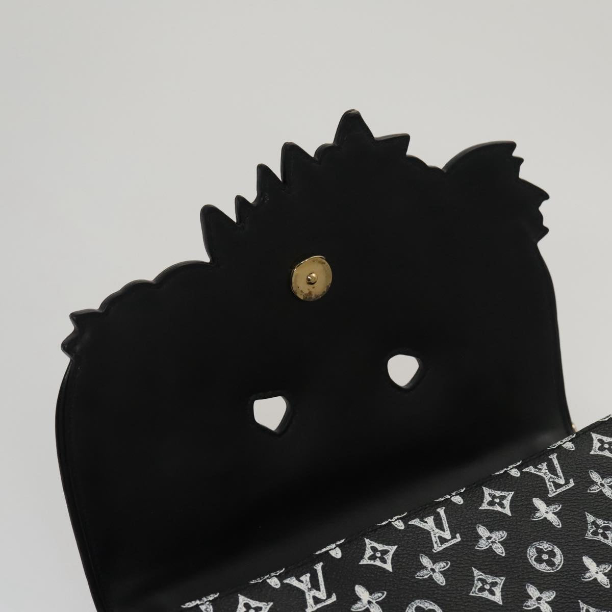 LOUIS VUITTON Catgram Cat Pochette Shoulder Bag Black M52935 LV Auth 101677SAM