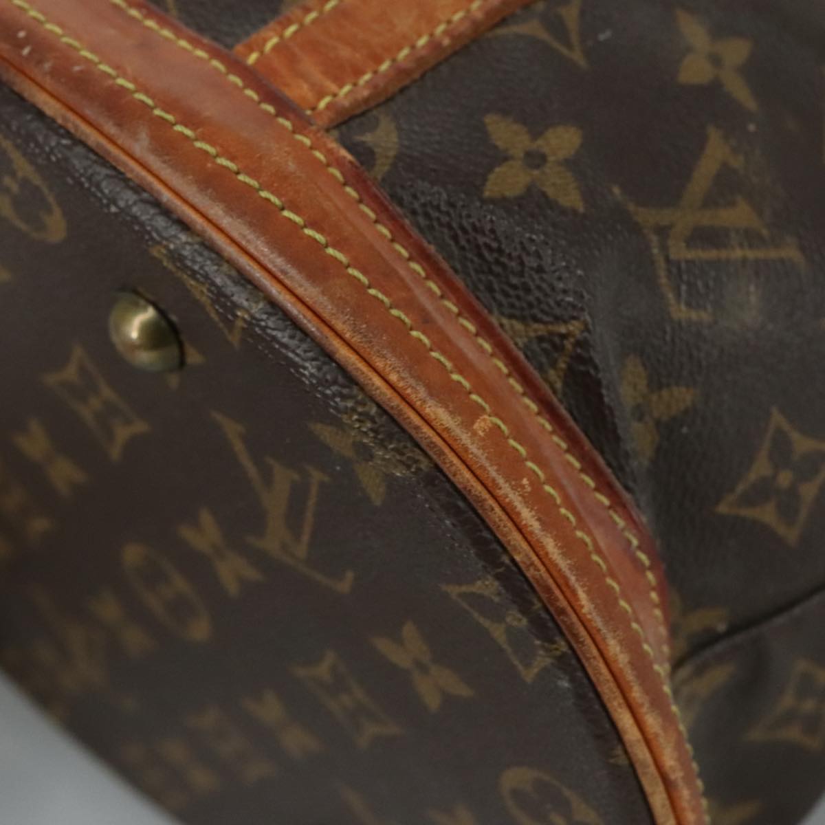LOUIS VUITTON Monogram Bucket GM Shoulder Bag M42236 LV Auth 101728