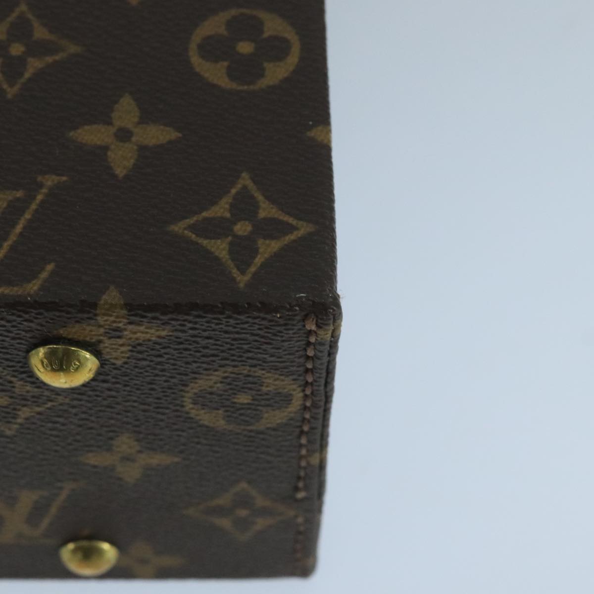 LOUIS VUITTON Monogram Boite Bijou Trunk M47120 LV Auth 101793SV