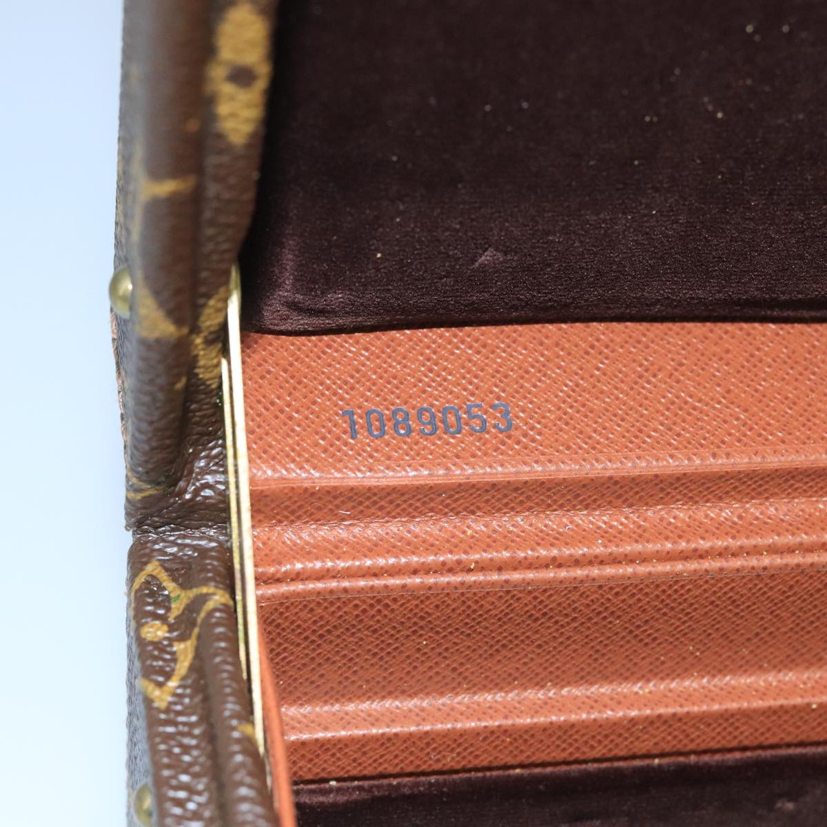 LOUIS VUITTON Monogram Boite Bijou Trunk M47120 LV Auth 101793SV