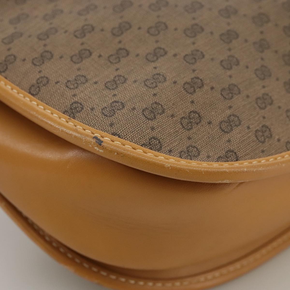 GUCCI Micro GG Supreme Shoulder Bag PVC Beige Brown Gold Auth 101967