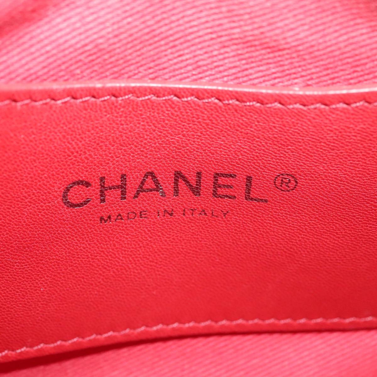 CHANEL Matelasse Chain Shoulder Bag Patent leather Red Silver CC Auth 102320A