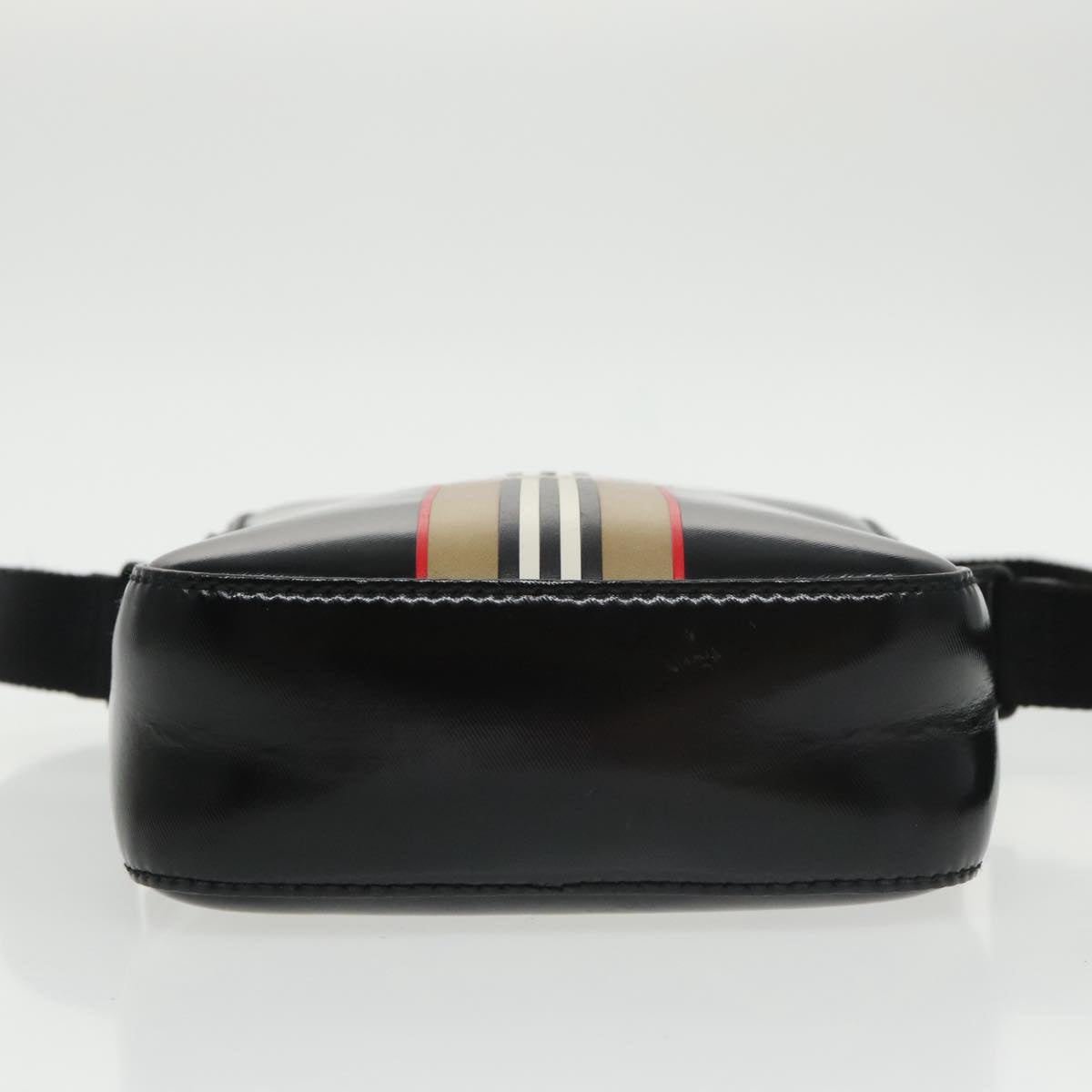 BURBERRY Shoulder Bag Enamel Black Auth 102454