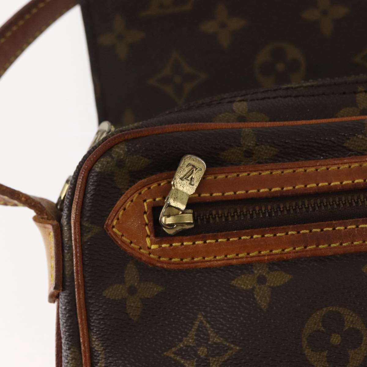 LOUIS VUITTON Monogram Saint Germain Shoulder Bag M51210 LV Auth 102552