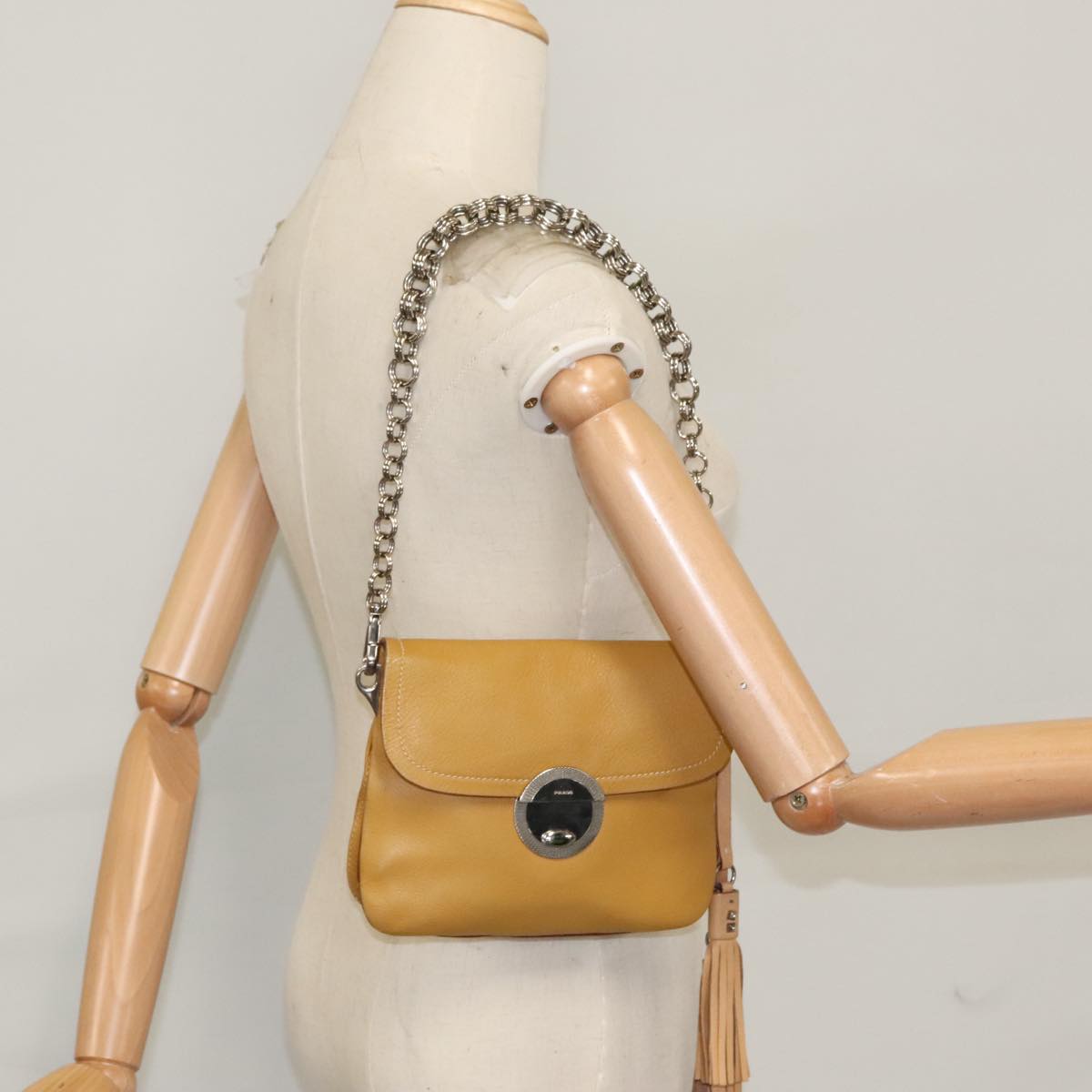 PRADA Chain Shoulder Bag Leather Beige Silver Auth 103084V