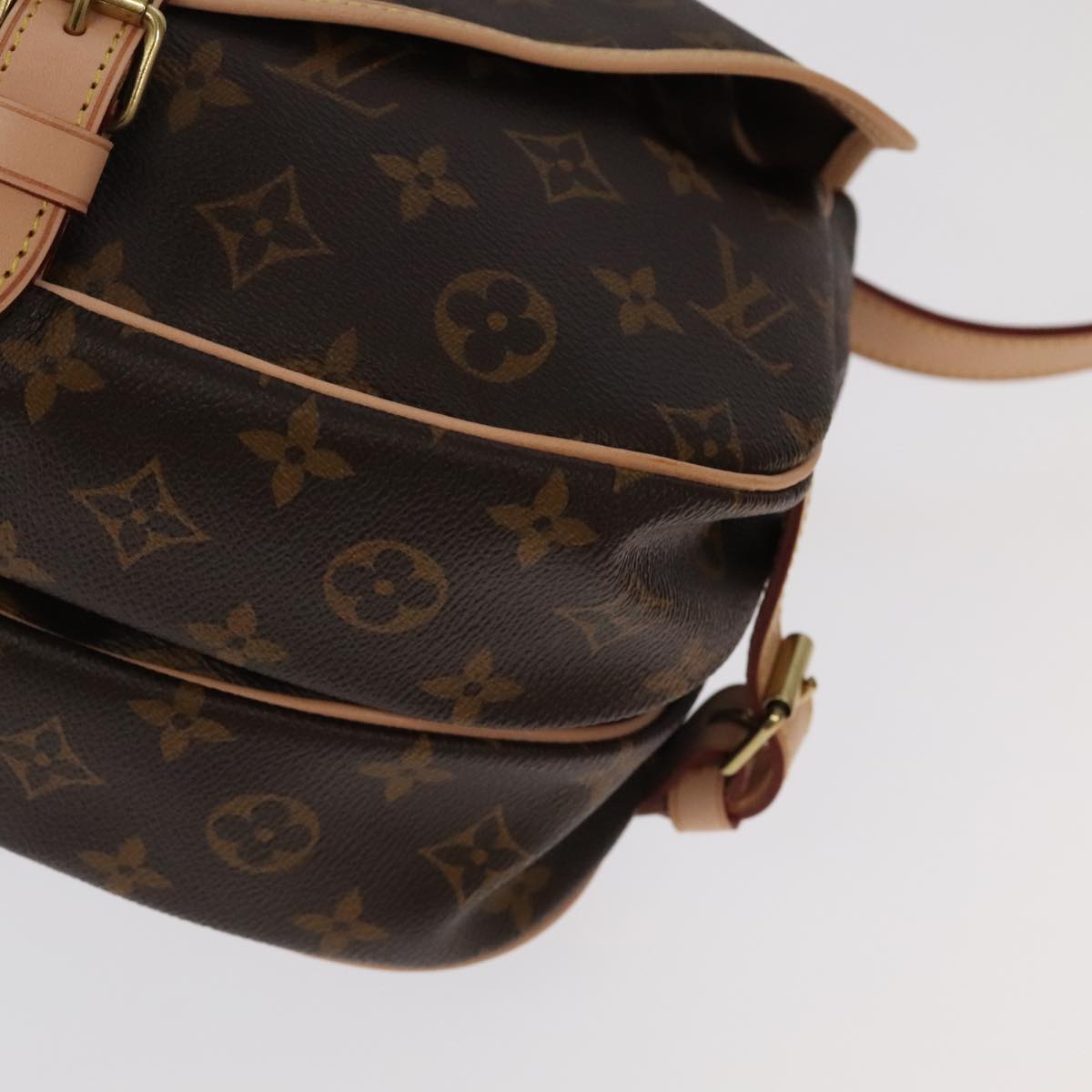 LOUIS VUITTON Monogram Saumur 30 Shoulder Bag M42256 LV Auth 103095SV