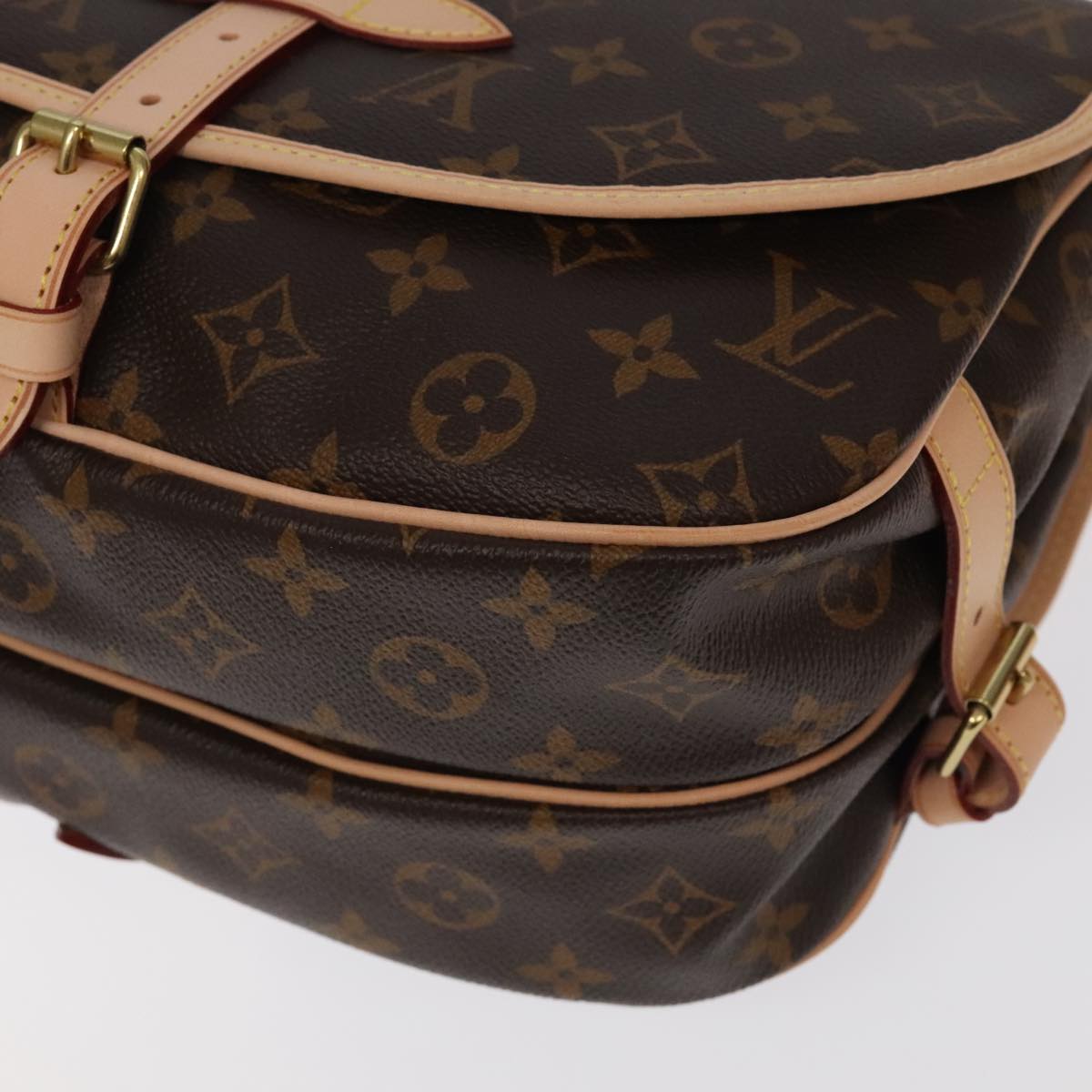 LOUIS VUITTON Monogram Saumur 30 Shoulder Bag M42256 LV Auth 103095SV