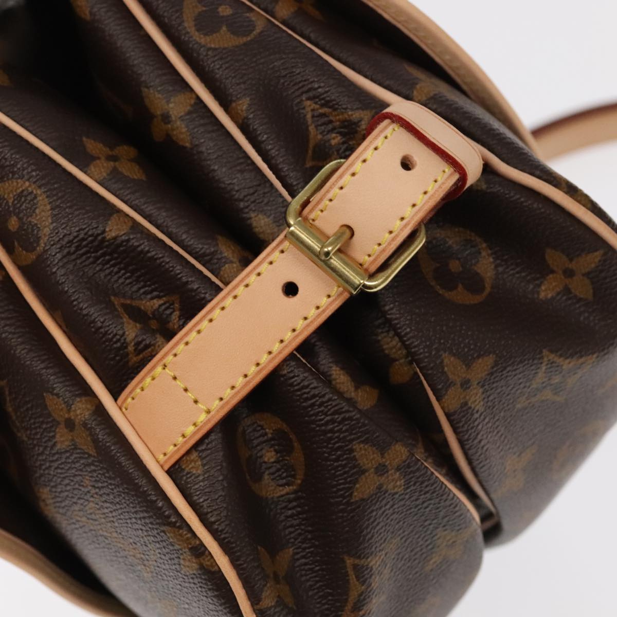 LOUIS VUITTON Monogram Saumur 30 Shoulder Bag M42256 LV Auth 103095SV