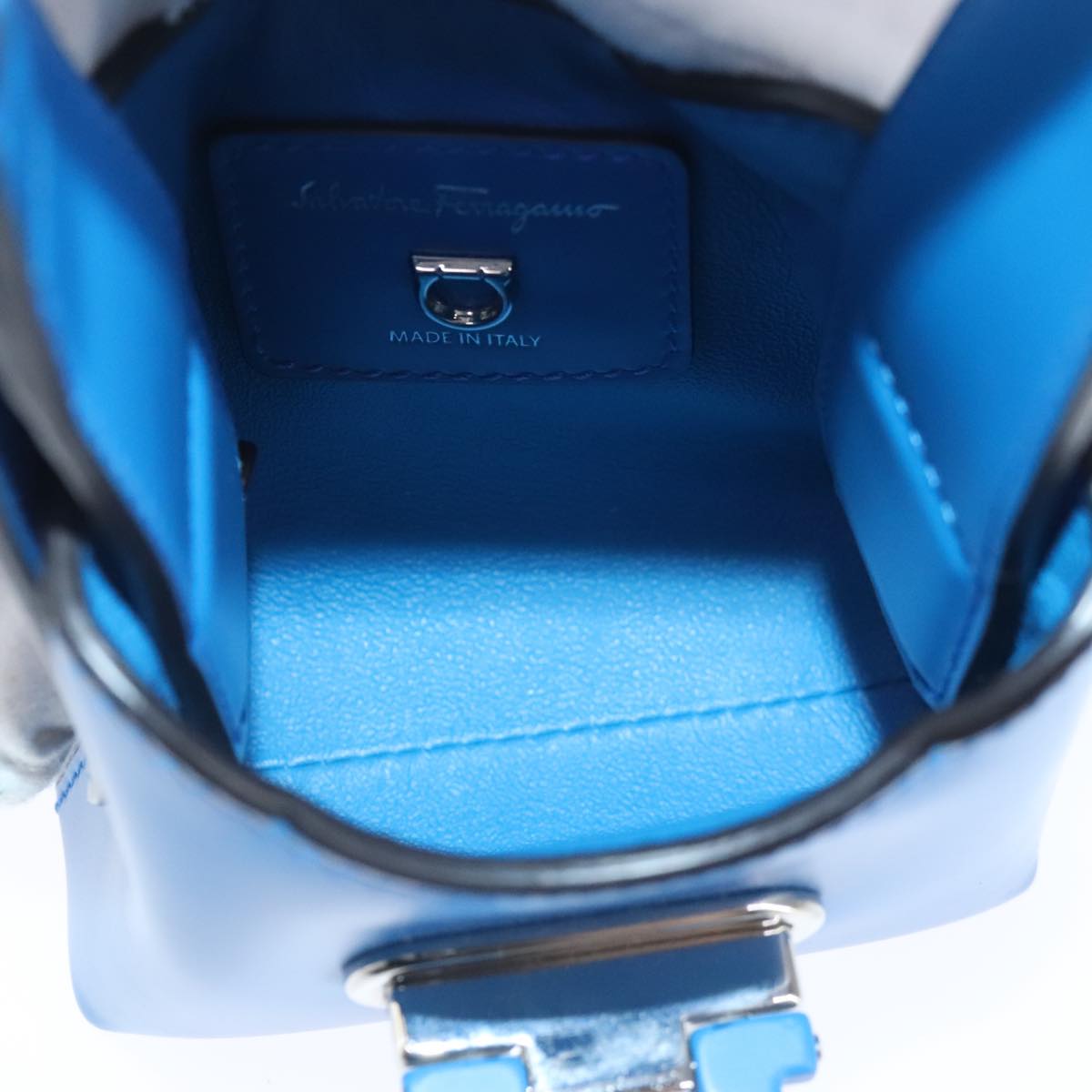 Salvatore Ferragamo Gancini Hand Bag Leather Blue Silver Auth 103652AM