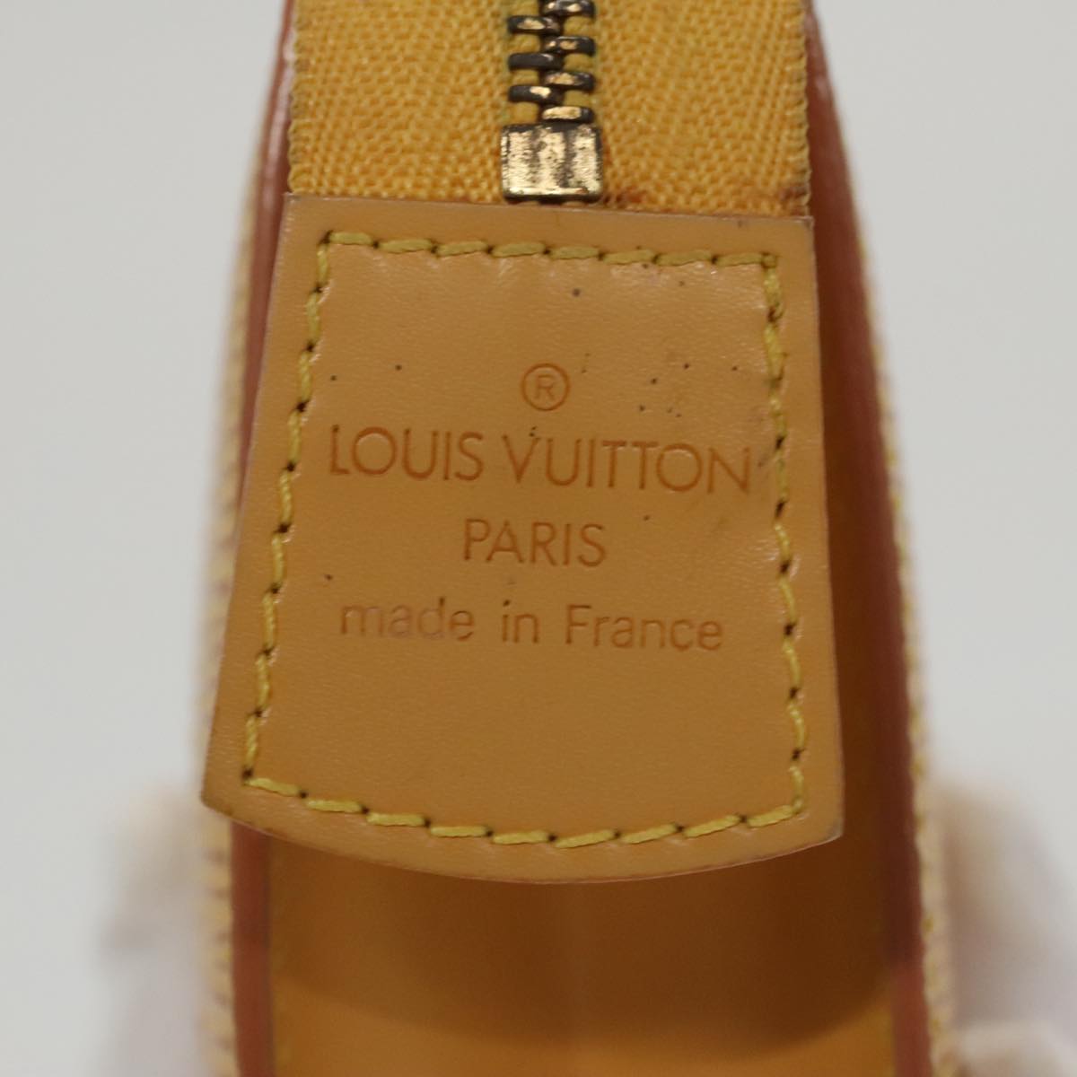 LOUIS VUITTON Epi Poche Toilette 15 Pouch Yellow LV Auth 103963