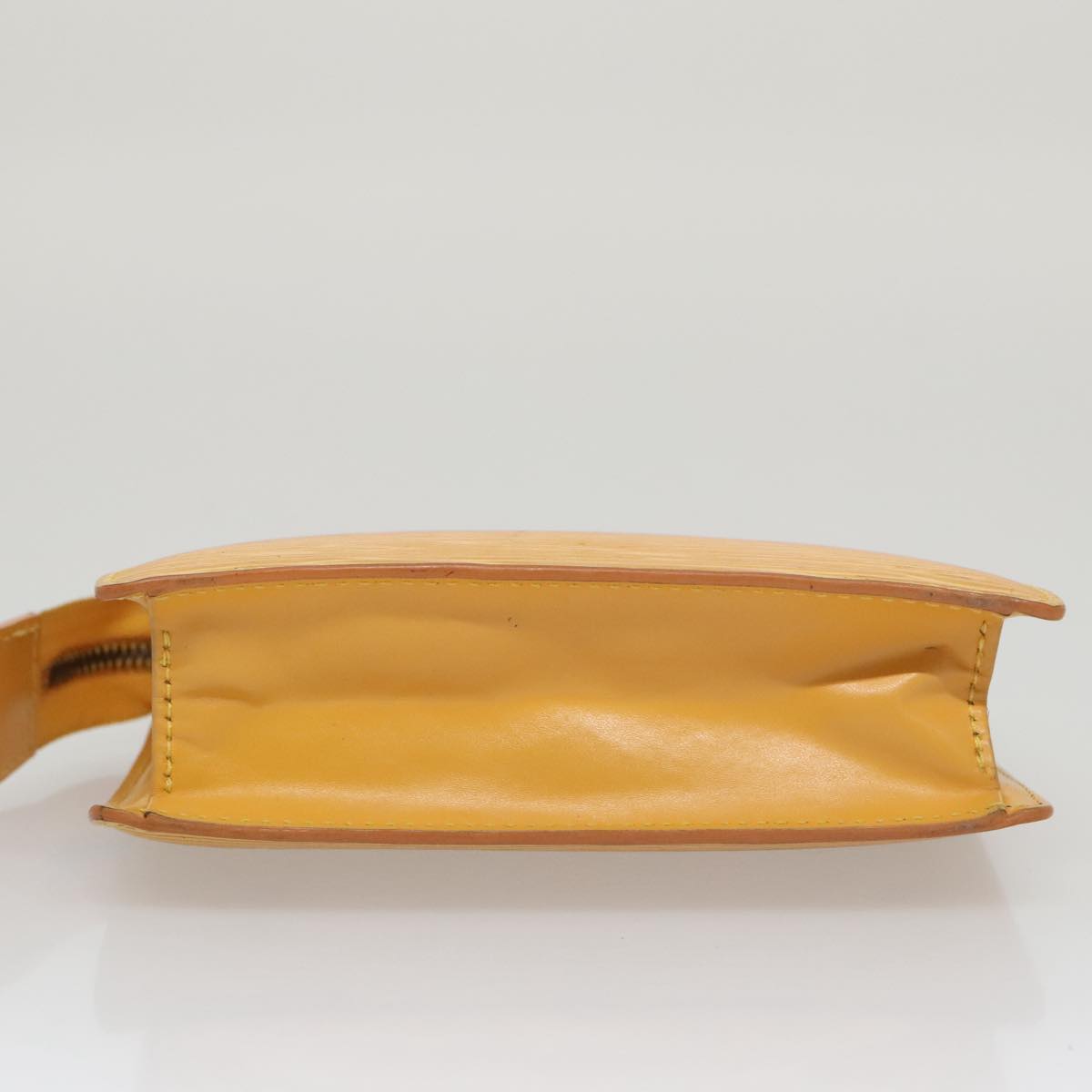 LOUIS VUITTON Epi Poche Toilette 15 Pouch Yellow LV Auth 103963
