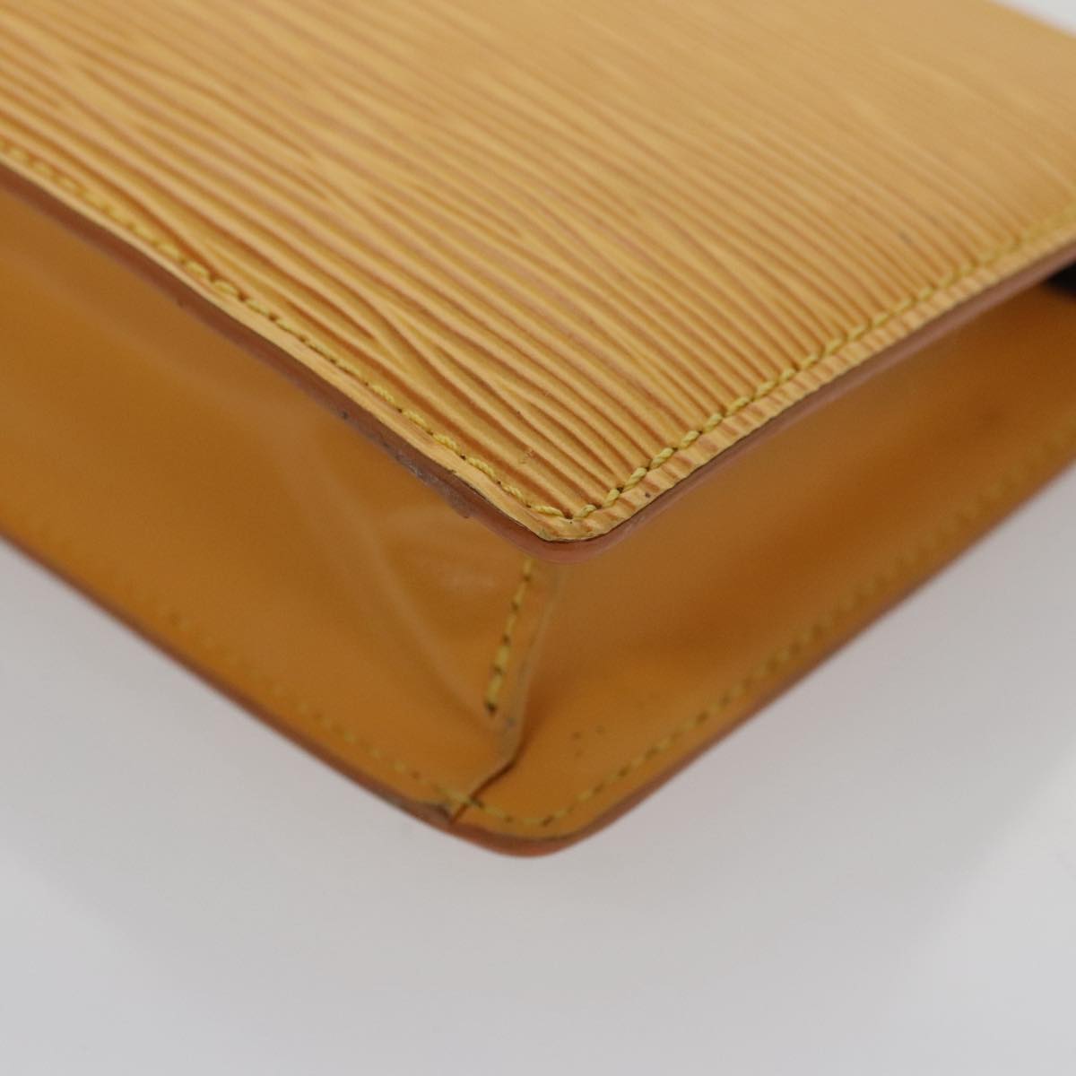 LOUIS VUITTON Epi Poche Toilette 15 Pouch Yellow LV Auth 103963