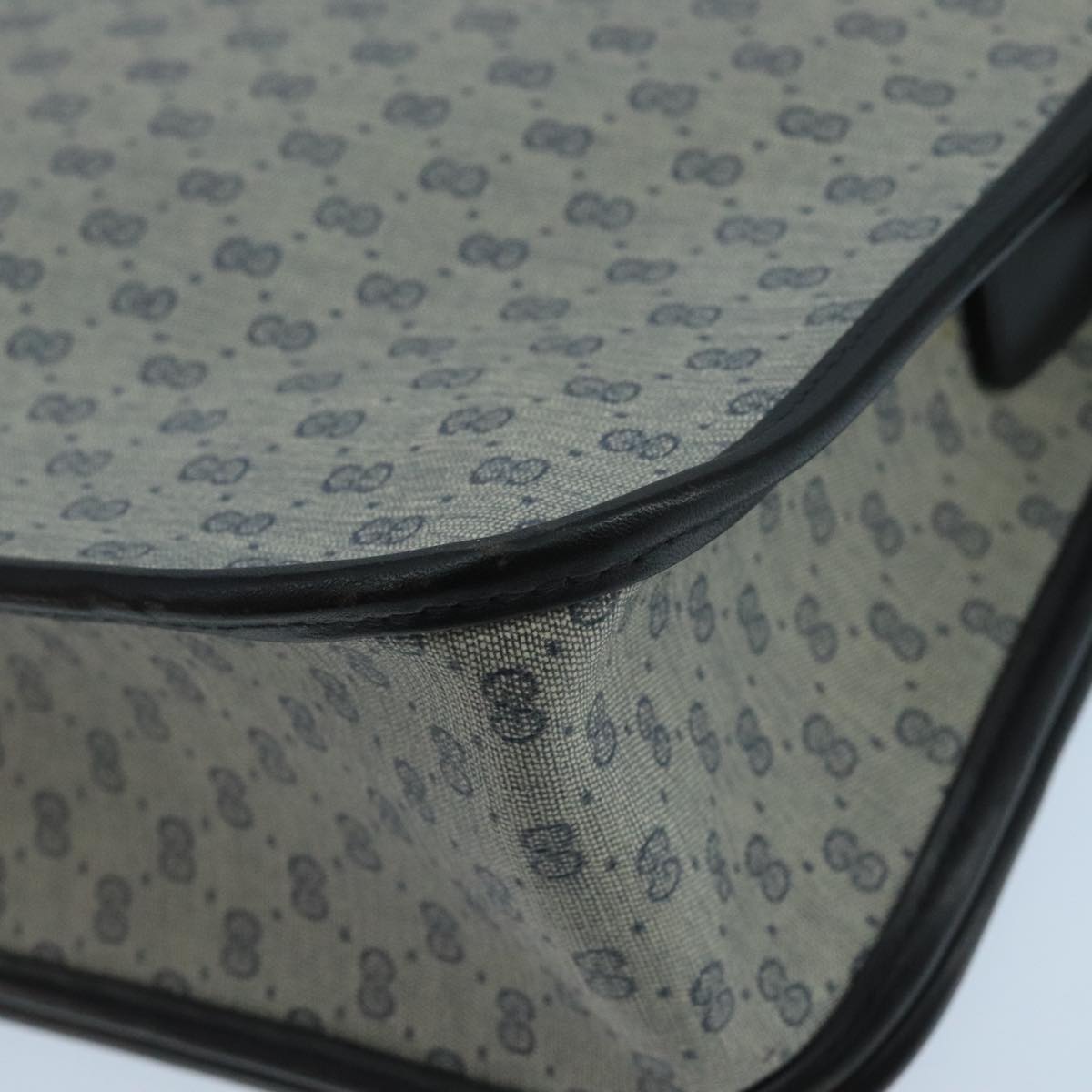GUCCI Micro GG Supreme Shoulder Bag PVC Navy Gold 001 113 0551 Auth 104070