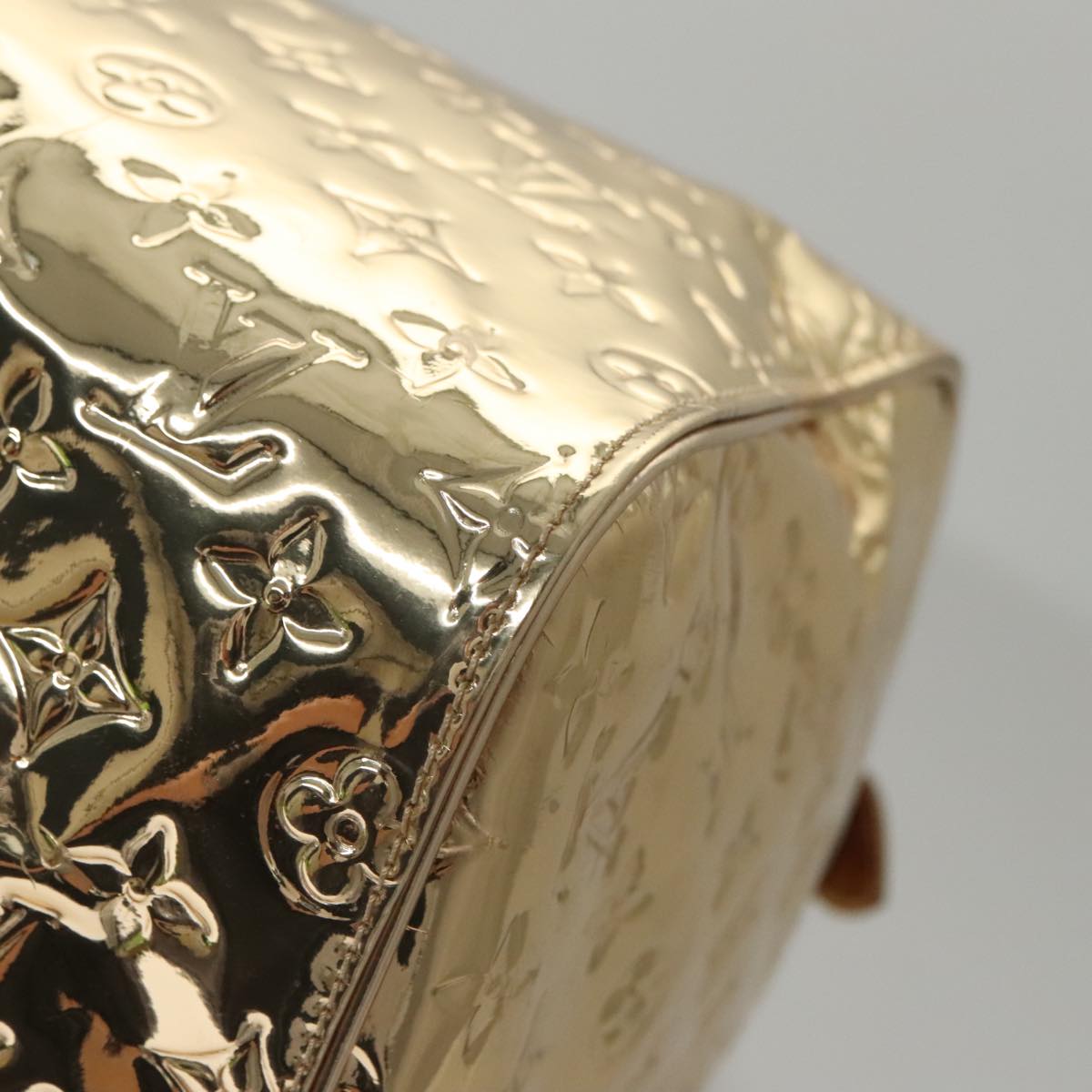 LOUIS VUITTON Monogram Miroir Keepall 55 Boston Bag Gold LV Auth 104239S