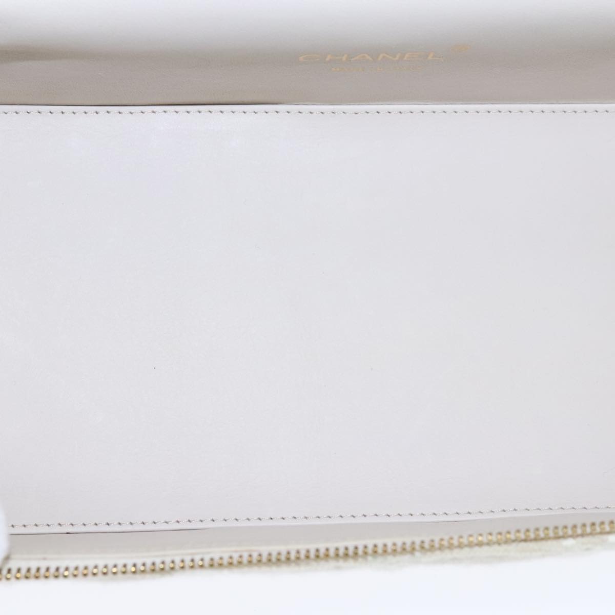 CHANEL Vanity Chain Wild Stitch Pouch Cotton White CC Auth 104339AV