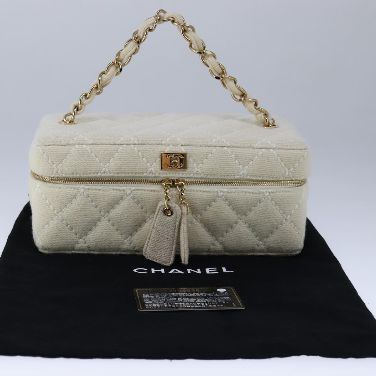CHANEL Vanity Chain Wild Stitch Pouch Cotton White CC Auth 104339AV