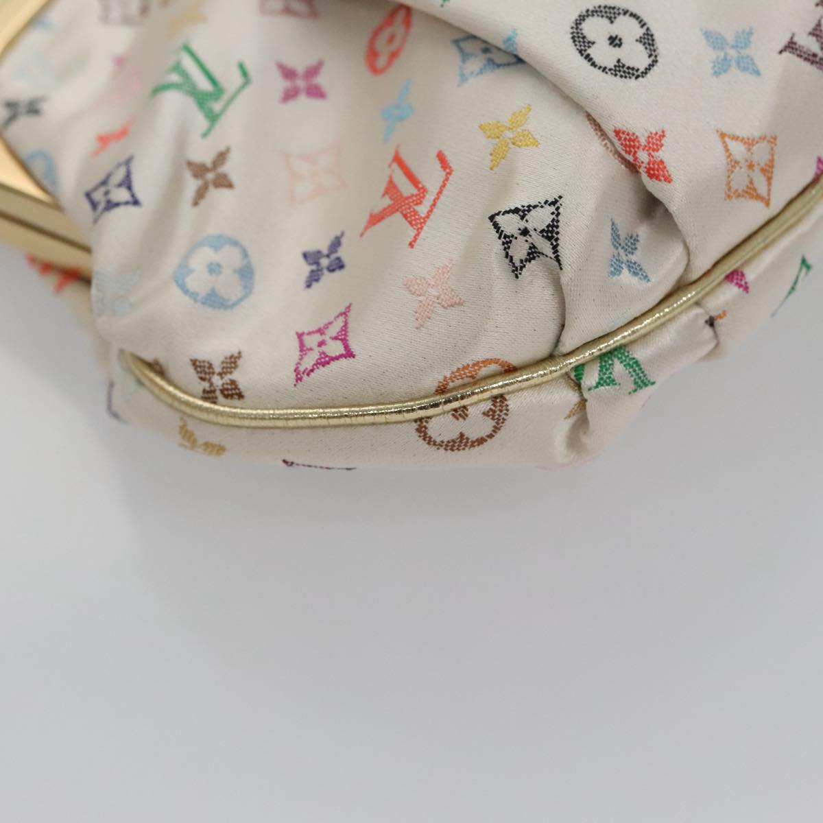 LOUIS VUITTON Multicolor Satin Omoniere Pouch White M92060 LV Auth 104388SV