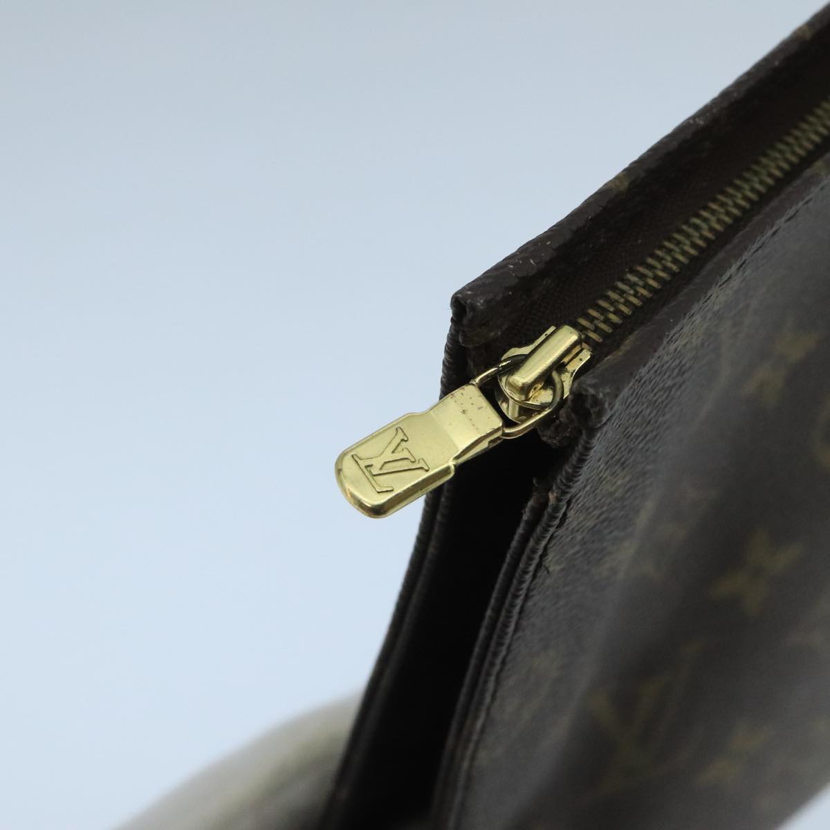LOUIS VUITTON Monogram Poche Toilette 26 Pouch M47542 LV Auth 104638