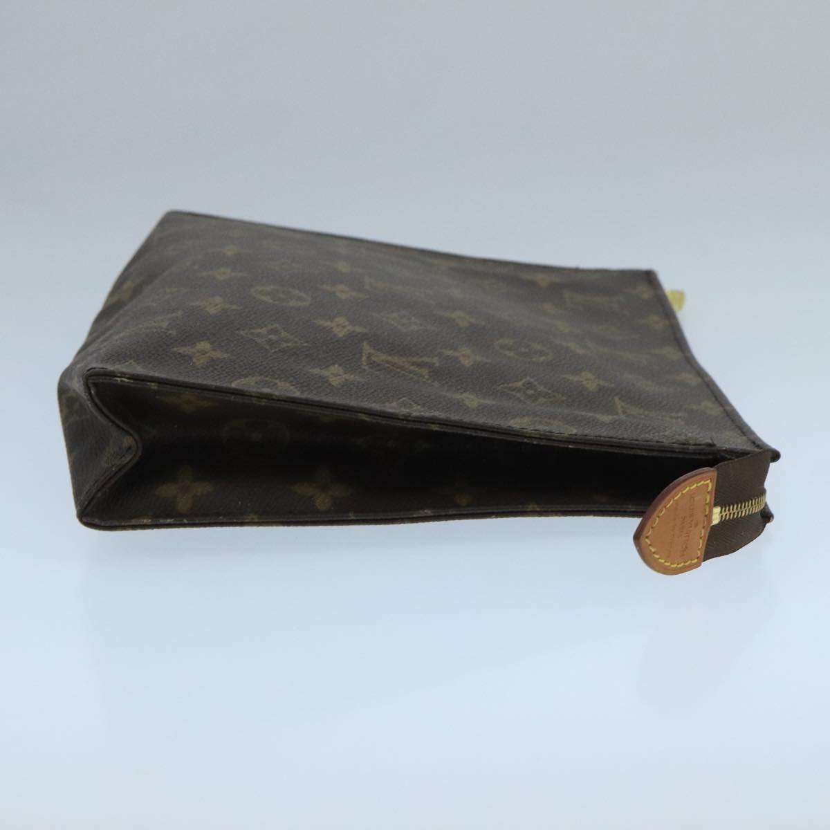 LOUIS VUITTON Monogram Poche Toilette 26 Pouch M47542 LV Auth 104638