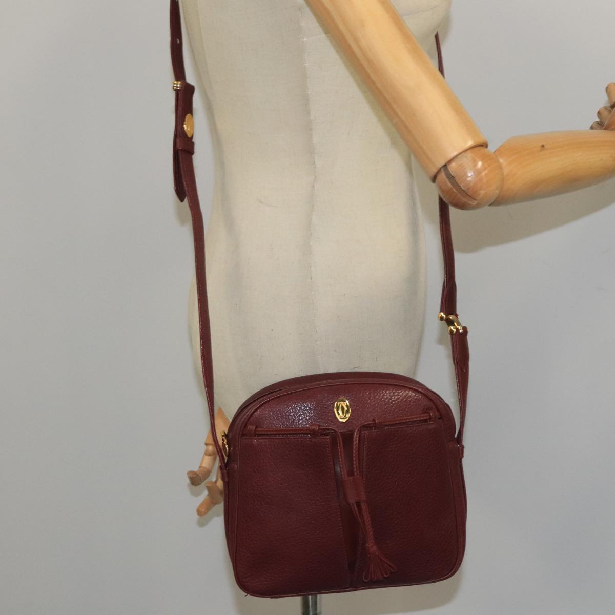 CARTIER Shoulder Bag Leather Red Auth 104664