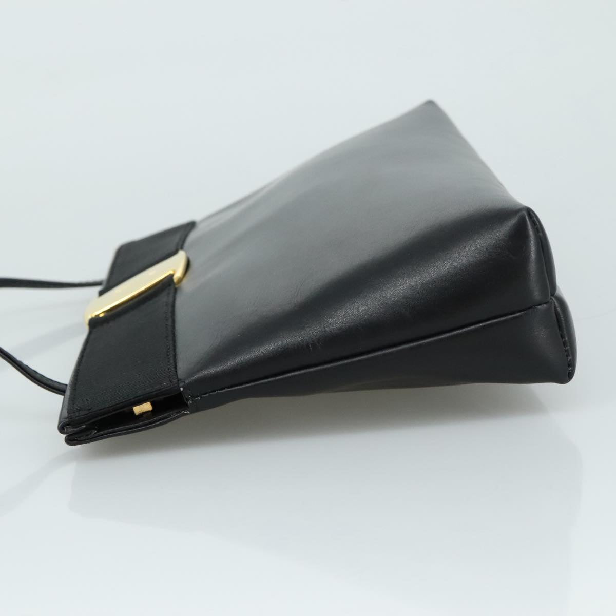 Salvatore Ferragamo Vala Shoulder Bag Leather Black Auth 104804