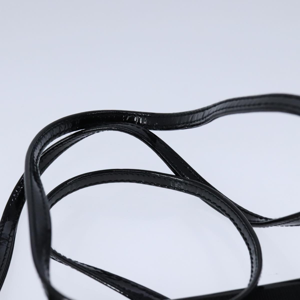 Salvatore Ferragamo Vala Shoulder Bag Enamel Black Auth 104887