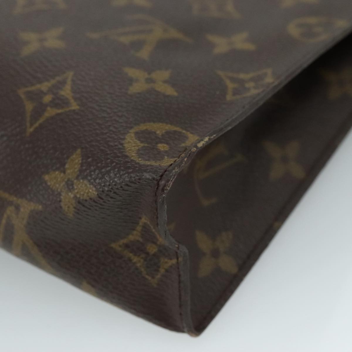 LOUIS VUITTON Monogram Poche Toilette 26 Pouch M47542 LV Auth 104900