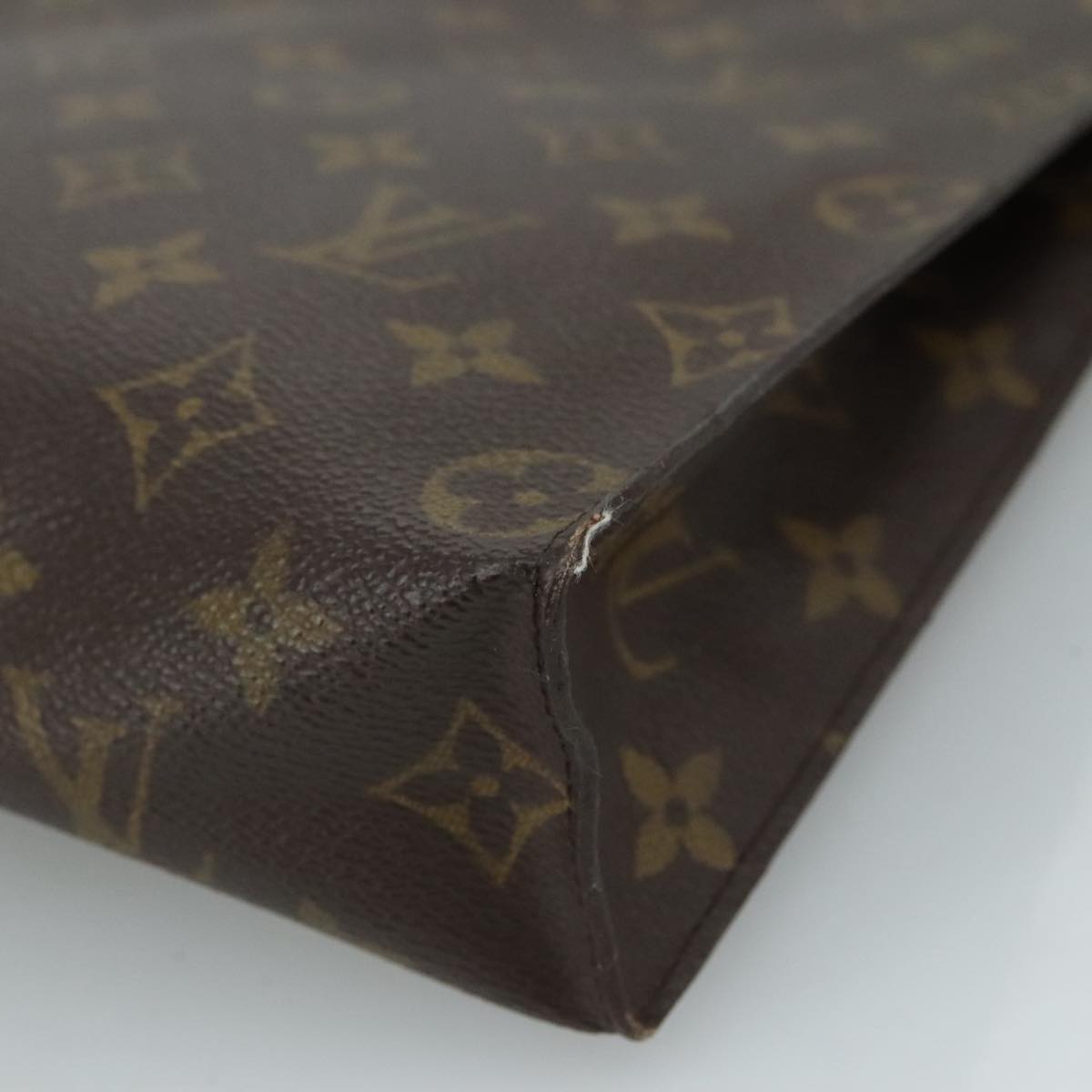 LOUIS VUITTON Monogram Poche Toilette 26 Pouch M47542 LV Auth 104900
