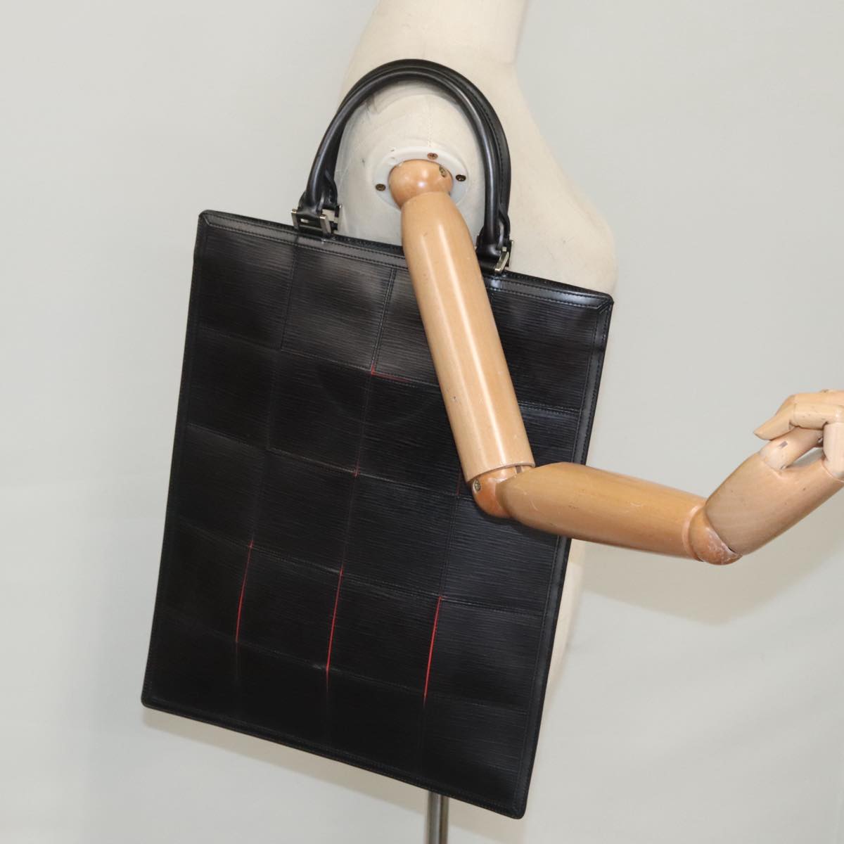 LOUIS VUITTON Epi Stretch Silver Fizz Hand Bag Black M54622 LV Auth 105153