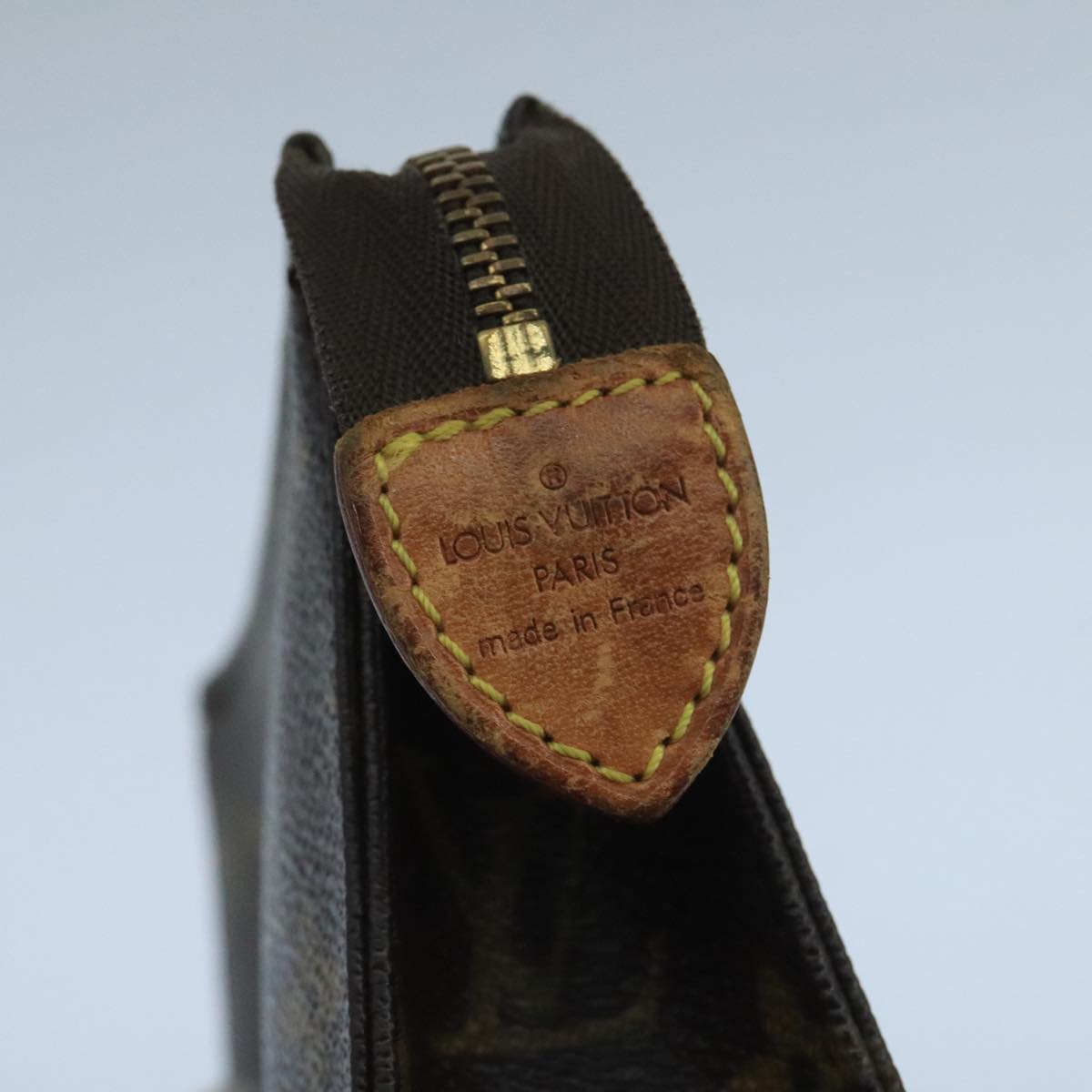 LOUIS VUITTON Monogram Poche Toilette 15 Pouch M47546 LV Auth 105340