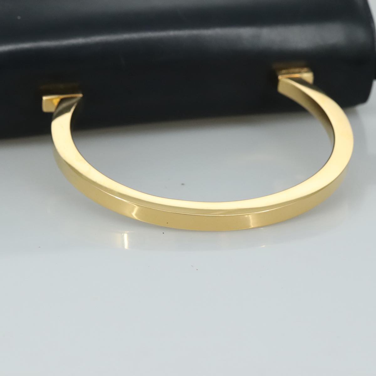 Salvatore Ferragamo Hand Bag Leather 2way Black Gold Auth 105702