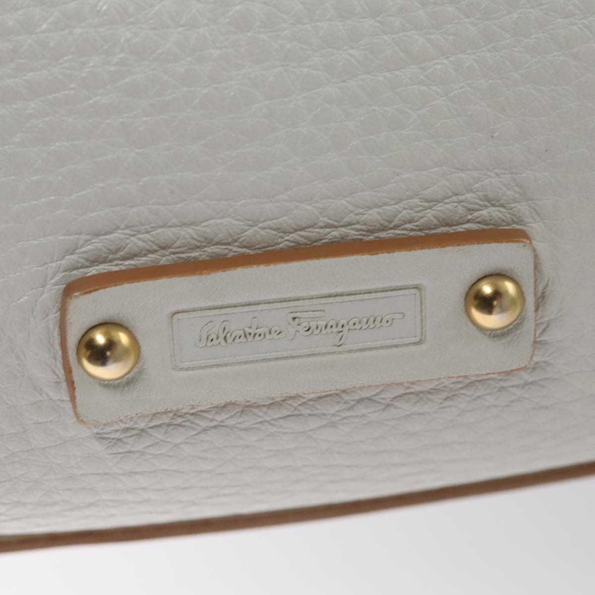 Salvatore Ferragamo Shoulder Bag Leather White Auth 105780V