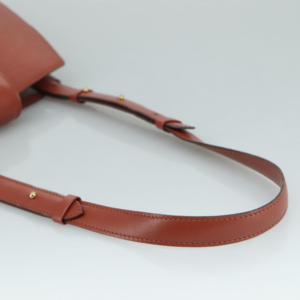 LOUIS VUITTON Epi Cluny Shoulder Bag Brown M52253 LV Auth 105898