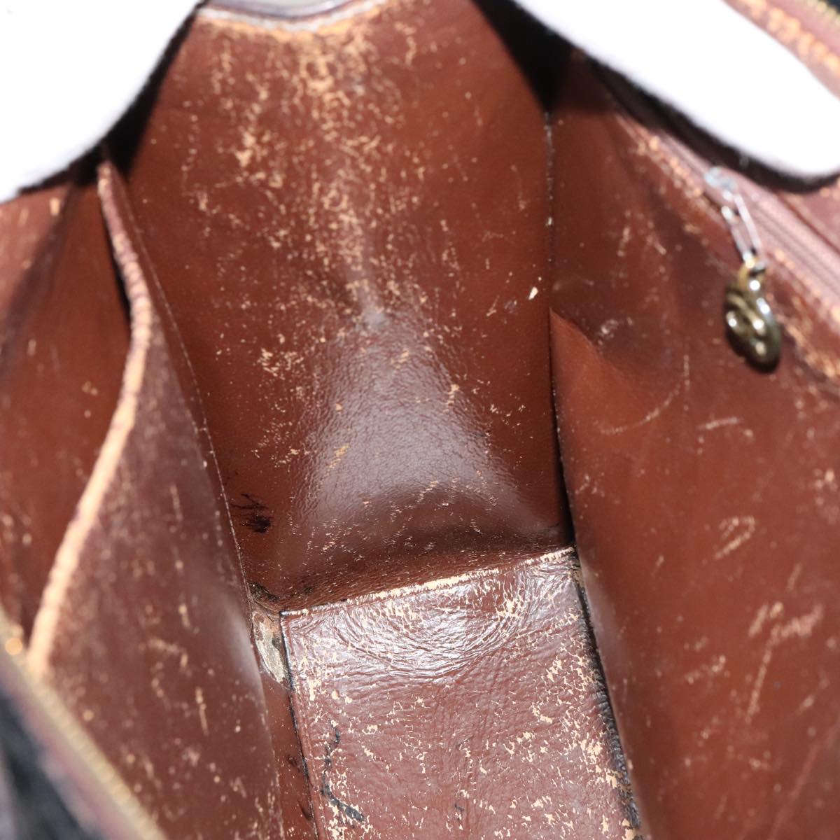 CHANEL Matelasse Shoulder Bag Leather Black CC Auth 105958