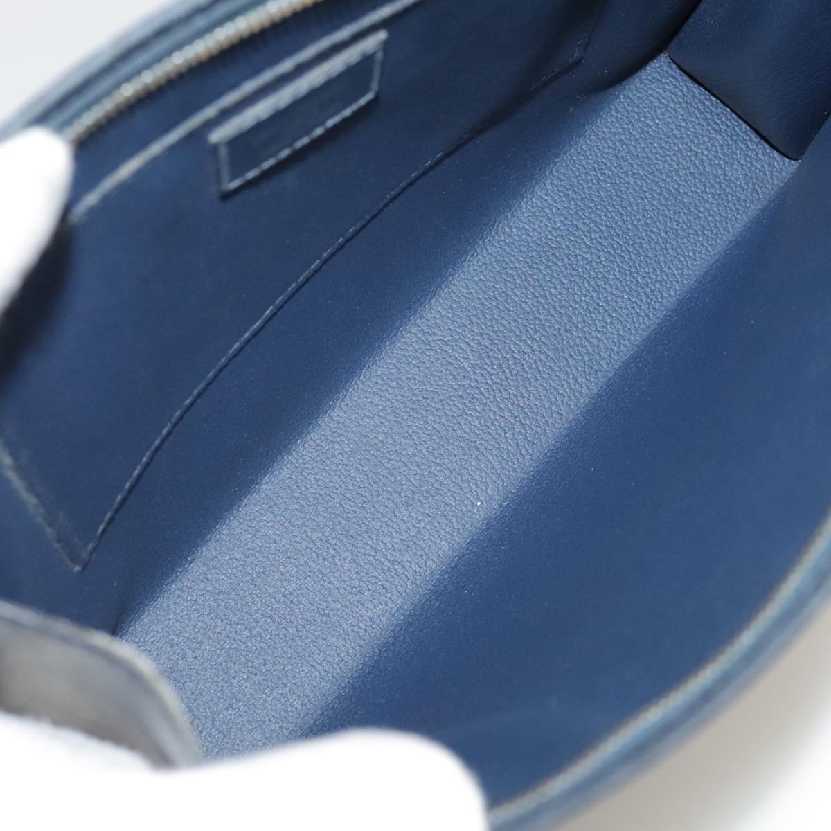 LOUIS VUITTON Epi Poche Toilette 26 Pouch Andigo Blue M41367 LV Auth 106331