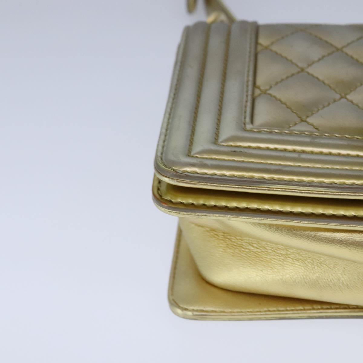 CHANEL Matelasse Chain Boy Chanel Shoulder Bag Patent Gold CC Auth 106721SAM