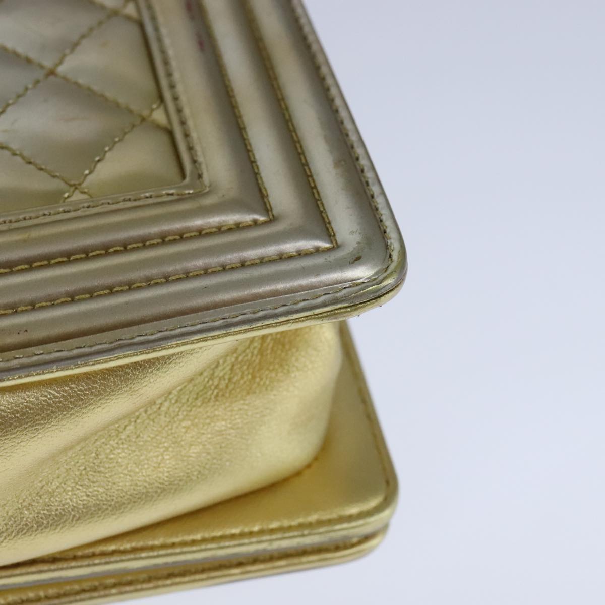 CHANEL Matelasse Chain Boy Chanel Shoulder Bag Patent Gold CC Auth 106721SAM