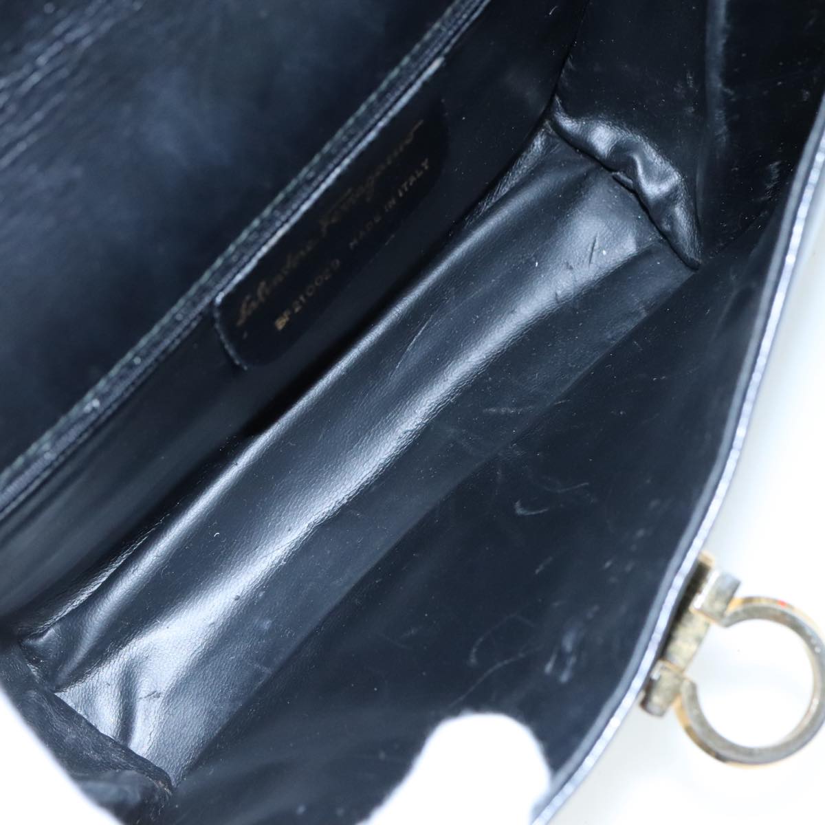 Salvatore Ferragamo Gancini Shoulder Bag Leather Black Auth 106734