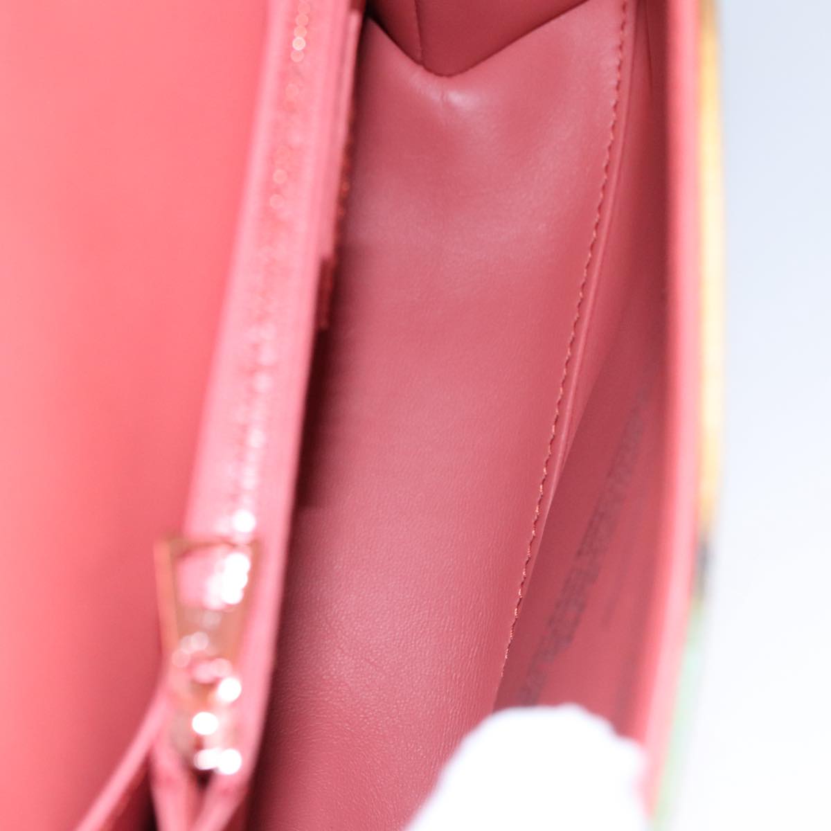 LOUIS VUITTON Masters Collection Pochette Chain Bag Pink M64626 LV Auth 107057SA