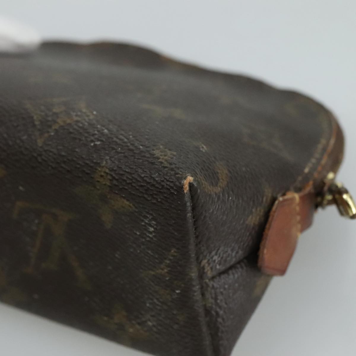 LOUIS VUITTON Monogram Pochette Cosmetic PM Cosmetic Pouch M47515 LV Auth 107201