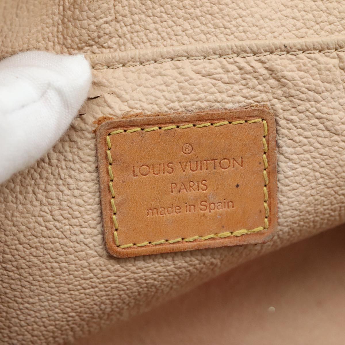 LOUIS VUITTON Monogram Pochette Cosmetic PM Cosmetic Pouch M47515 LV Auth 107201