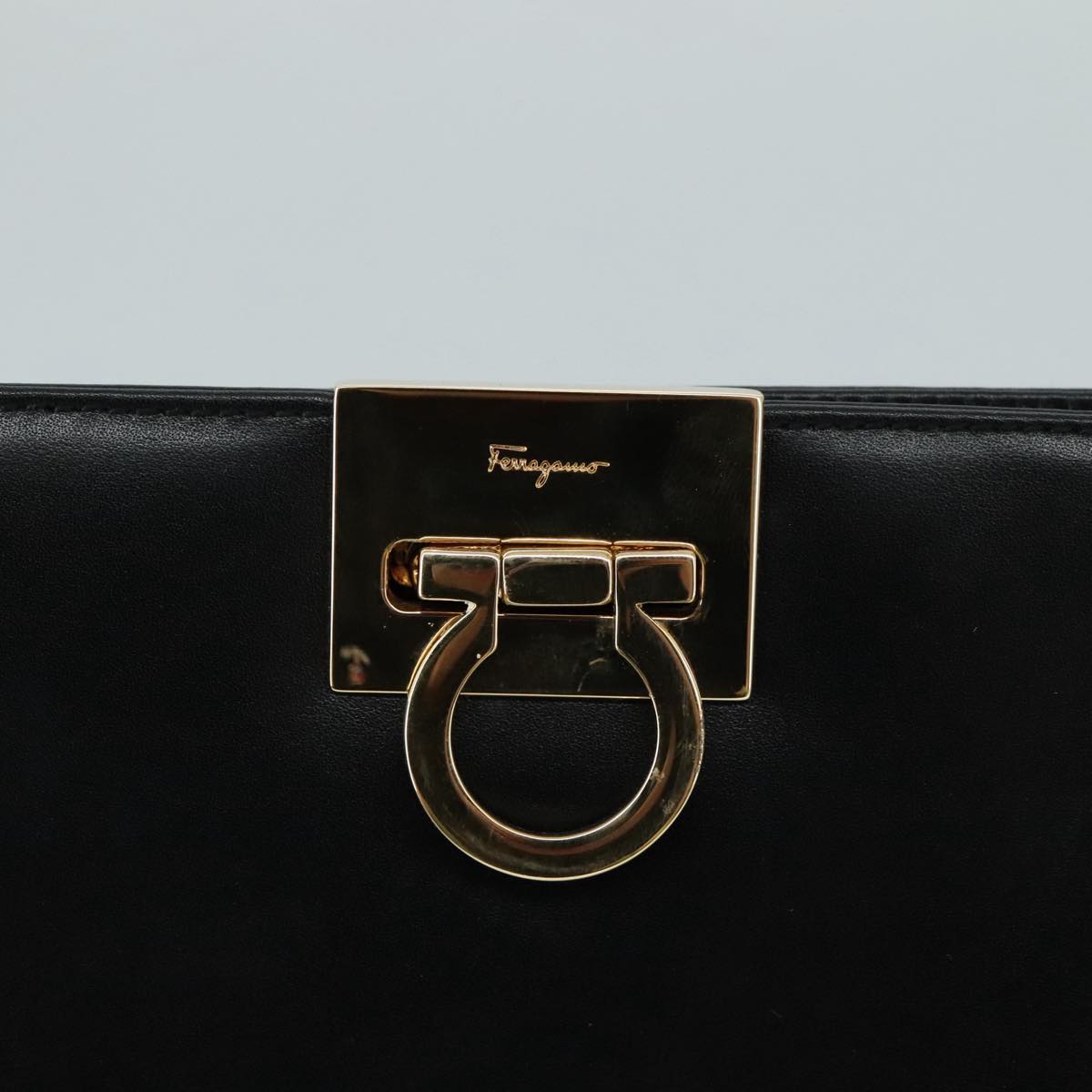 Salvatore Ferragamo Gancini Shoulder Bag Leather Black Gold Auth 107232